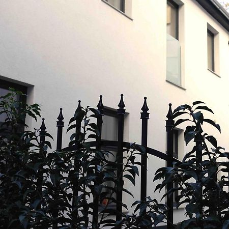 Studio U Parkplatz, Zentrale Ruhelage Neben Gruenoase Viena Exterior foto