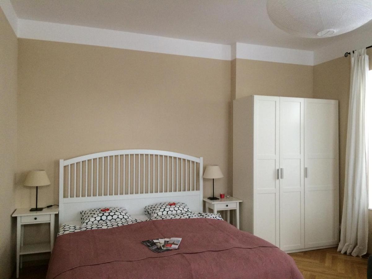 Studio U Parkplatz, Zentrale Ruhelage Neben Gruenoase Viena Exterior foto